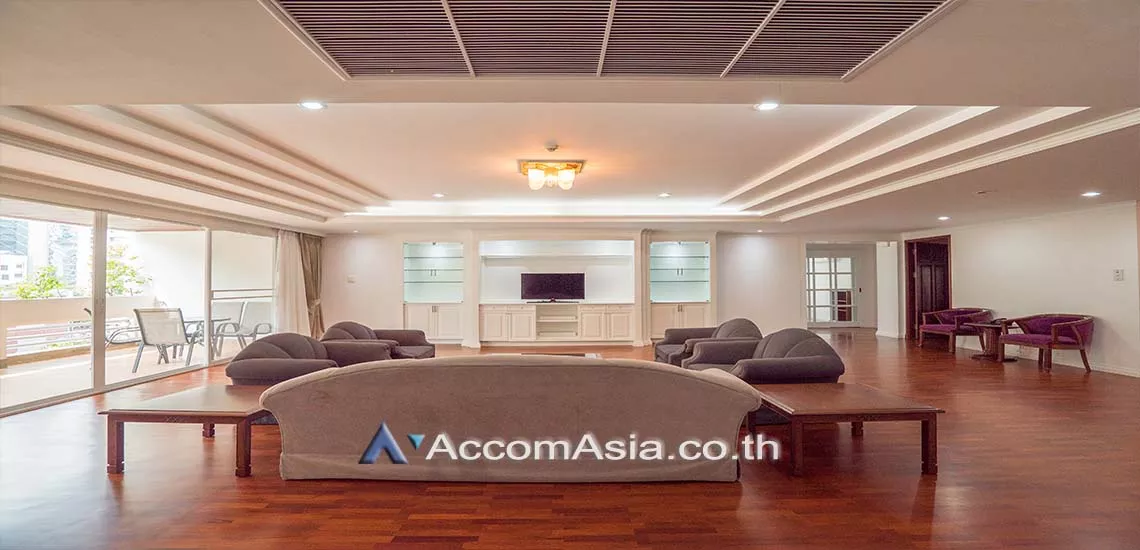  3 Bedrooms  Apartment For Rent in Sukhumvit, Bangkok  near BTS Asok - MRT Sukhumvit (AA28174)