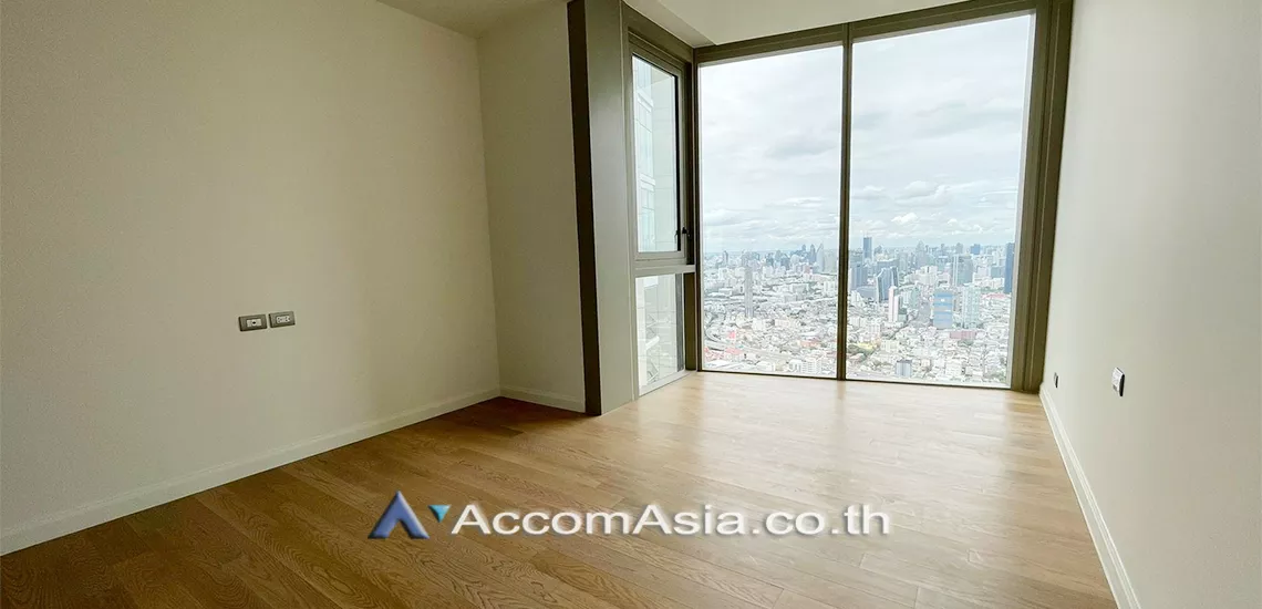 9  3 br Condominium For Sale in Charoen Nakhon ,Bangkok BTS Krung Thon Buri at Magnolias Waterfront Residences AA28177