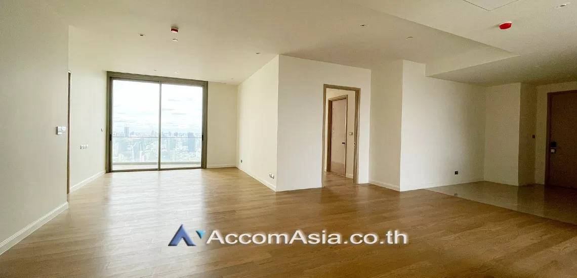  2  3 br Condominium For Sale in Charoennakorn ,Bangkok BTS Krung Thon Buri at Magnolias Waterfront Residences AA28177