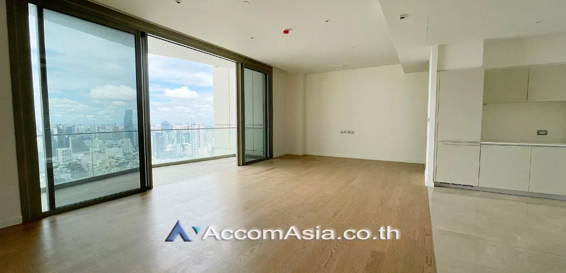 4  3 br Condominium For Sale in Charoennakorn ,Bangkok BTS Krung Thon Buri at Magnolias Waterfront Residences AA28178