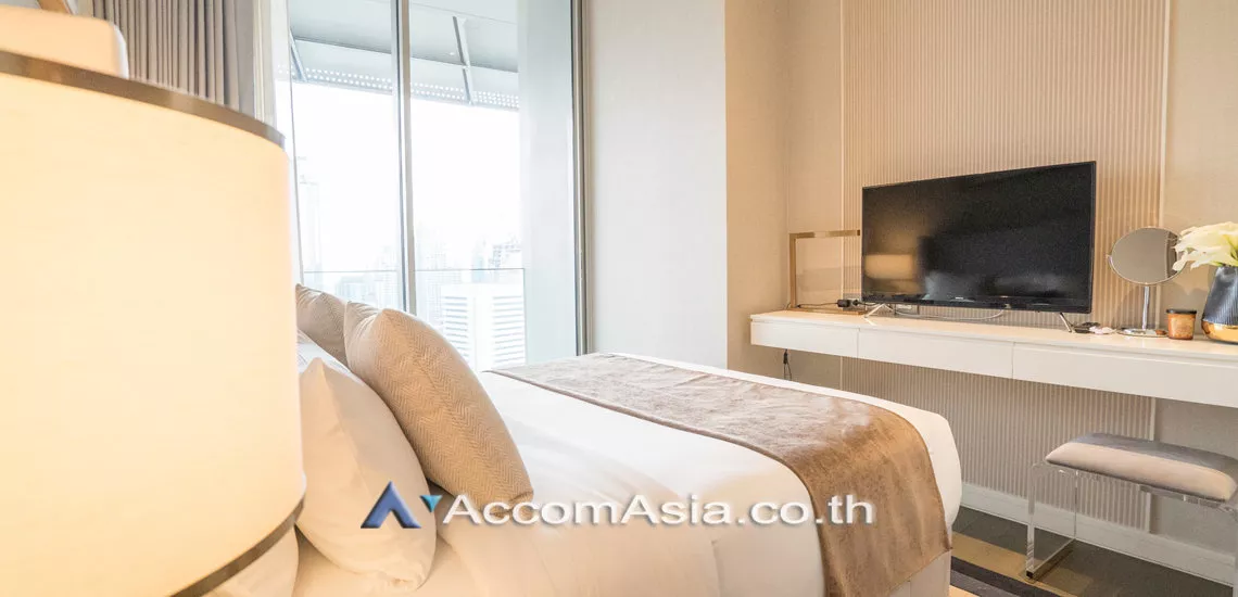 5  1 br Apartment For Rent in Ploenchit ,Bangkok BTS Ratchadamri at Luxury Service Residence AA28189