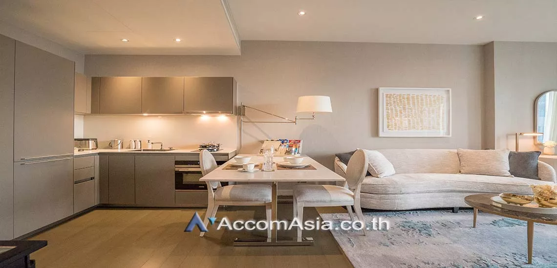  2  1 br Apartment For Rent in Ploenchit ,Bangkok BTS Ratchadamri at Luxury Service Residence AA28190