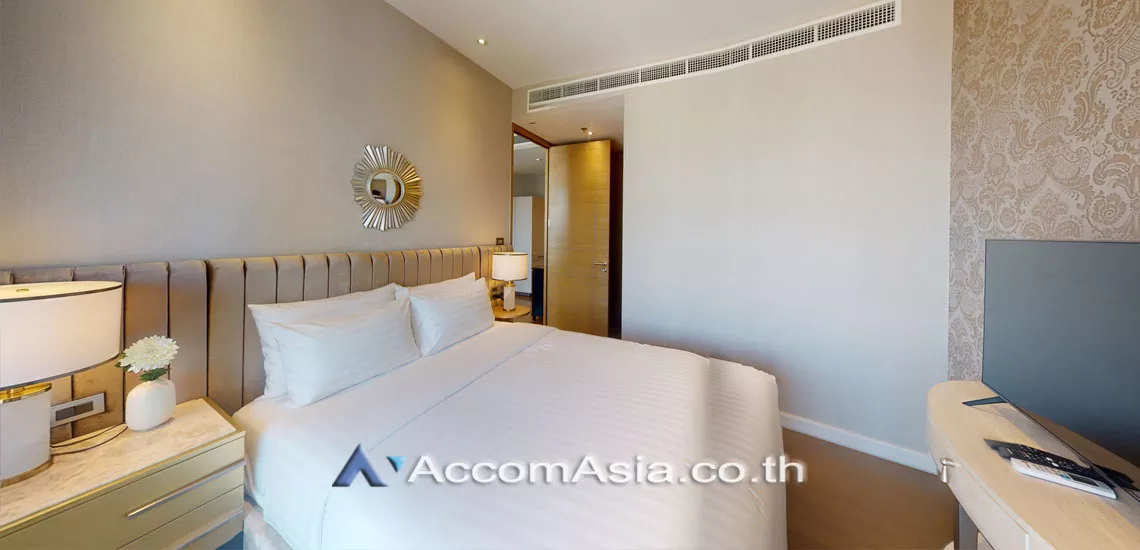 4  1 br Apartment For Rent in Ploenchit ,Bangkok BTS Ratchadamri at Luxury Service Residence AA28191