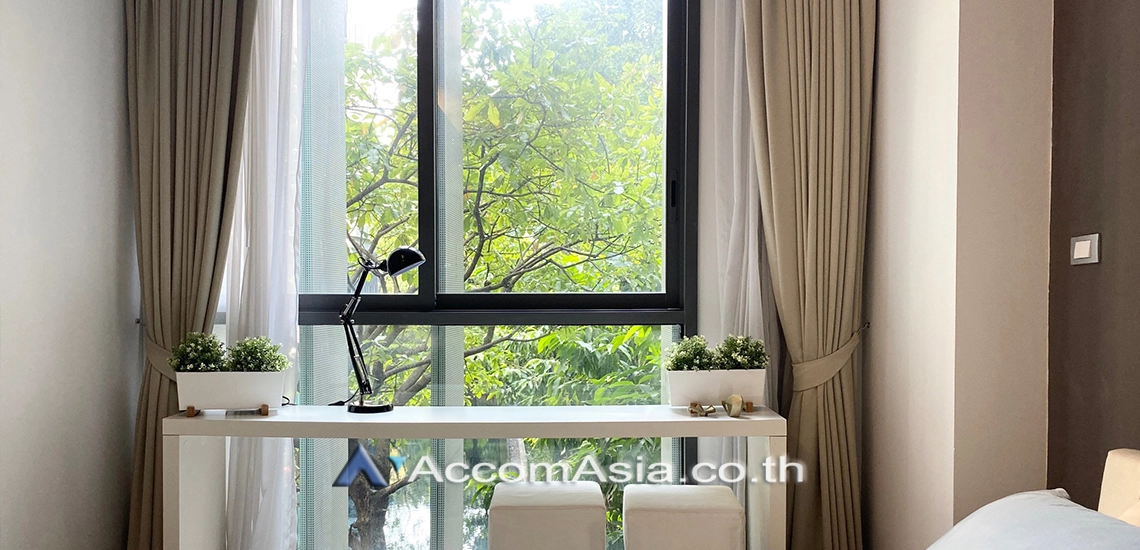 unit 2 Bedrooms  Condominium For Rent in Sukhumvit, Bangkok  near BTS Thong Lo (AA28195)