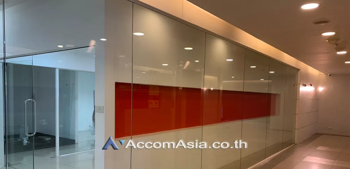 unit Office space For Rent in Sukhumvit, Bangkok  near BTS Nana (AA28200)