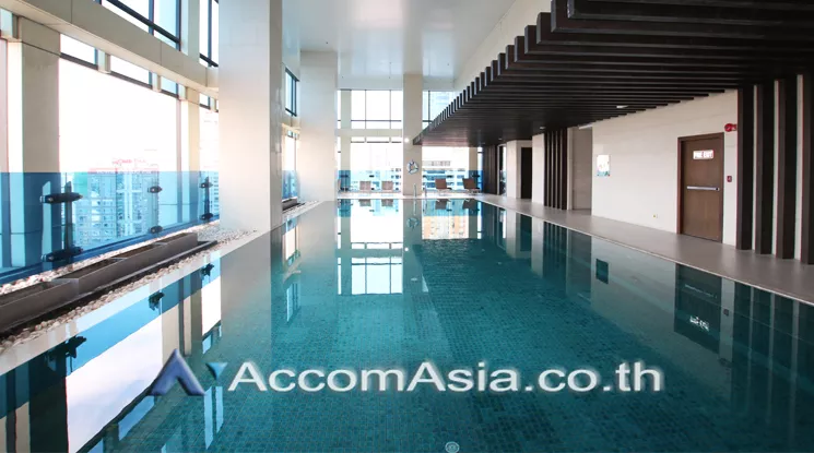  1 Bedroom  Condominium For Rent in Ploenchit, Bangkok  near BTS Chitlom (AA28203)