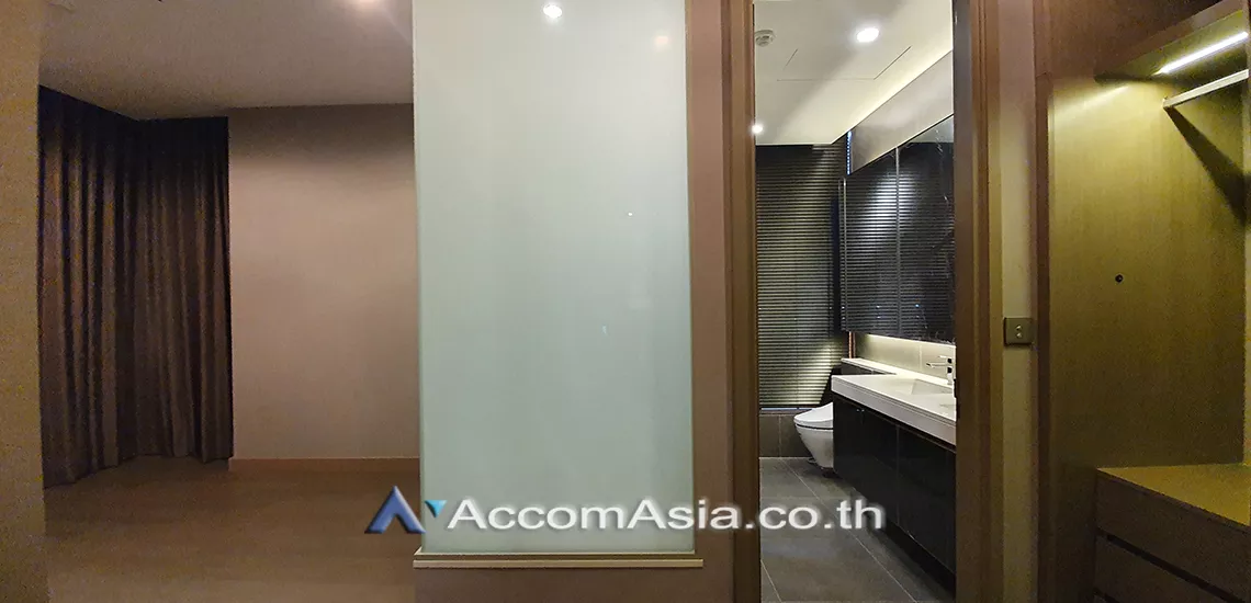 6  2 br Condominium For Rent in Ratchadaphisek ,Bangkok MRT Phetchaburi at The Esse At Singha Complex AA28206