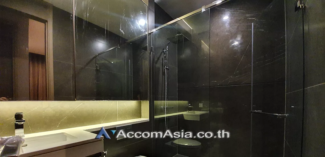  2 Bedrooms  Condominium For Rent in Ratchadapisek, Bangkok  near BTS Asok - MRT Phetchaburi (AA28207)