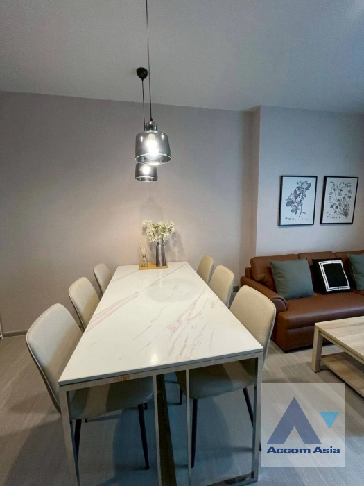 unit 2 Bedrooms  Condominium For Rent & Sale in Phaholyothin, Bangkok  near MRT Rama 9 (AA28211)