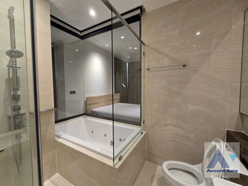 7  1 br Condominium for rent and sale in Silom ,Bangkok BTS Chong Nonsi at Ashton Silom AA28217