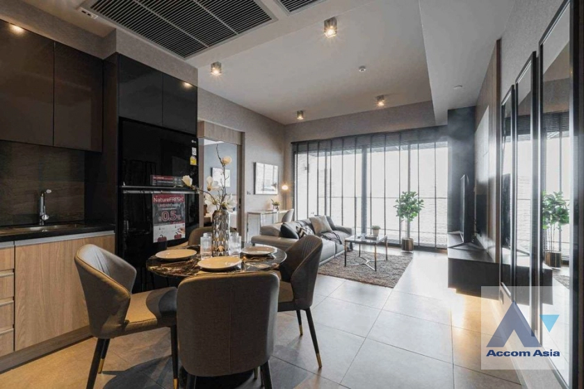 unit 2 Bedrooms  Condominium For Rent in Sukhumvit, Bangkok  near MRT Phetchaburi (AA28234)