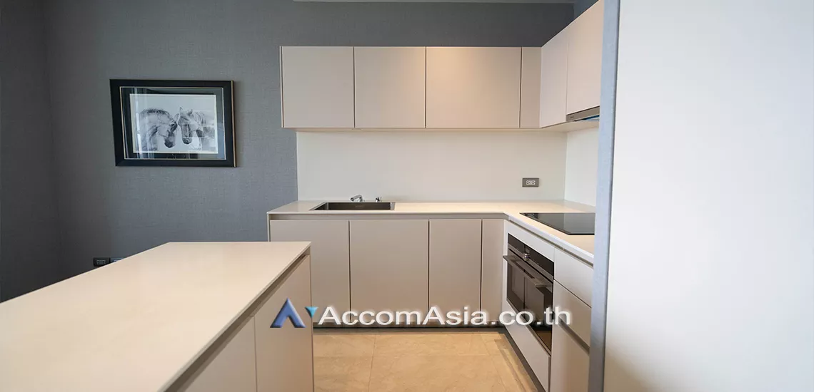 8  2 br Condominium for rent and sale in Ploenchit ,Bangkok BTS Ratchadamri at Magnolias Ratchadamri Boulevard AA28235