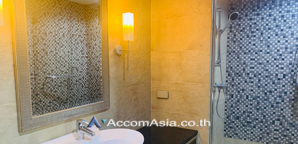 7  2 br Condominium for rent and sale in Sathorn ,Bangkok BRT Thanon Chan at Supreme Elegance AA28236