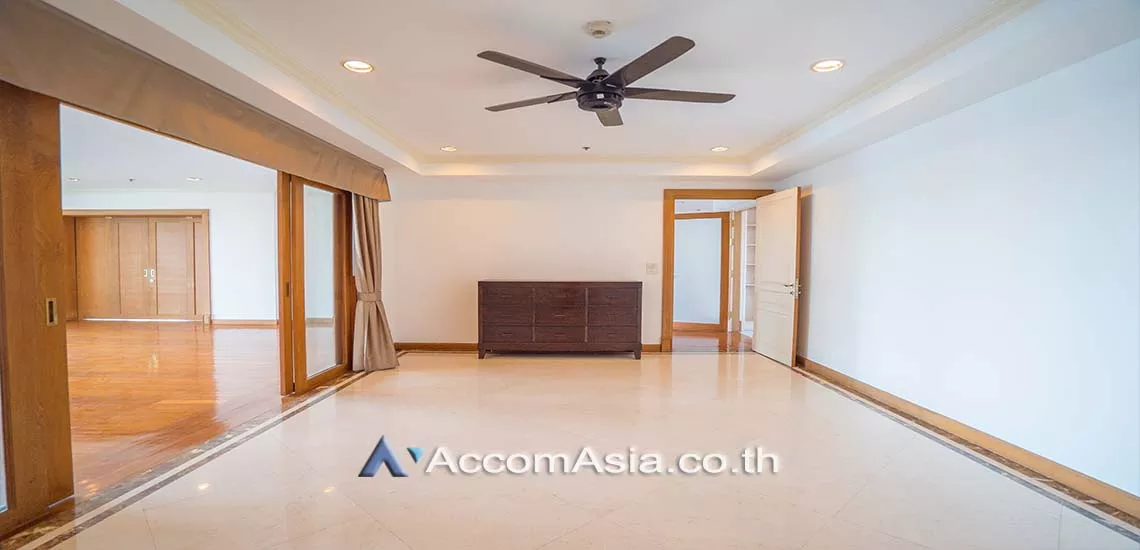  1  4 br Apartment For Rent in Sathorn ,Bangkok MRT Lumphini at Amazing residential AA28248