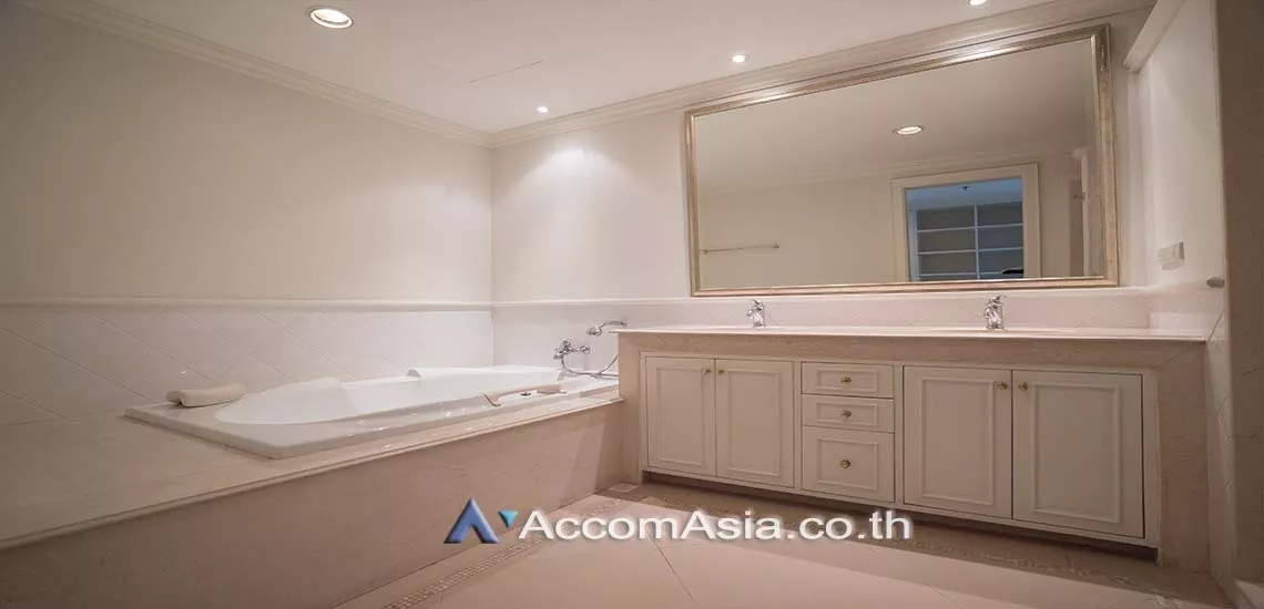 8  3 br Apartment For Rent in Sathorn ,Bangkok MRT Lumphini at Amazing residential AA28249