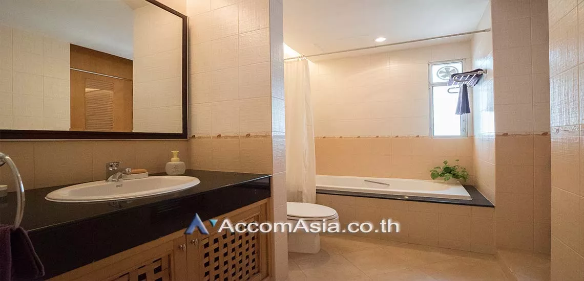 9  2 br Apartment For Rent in Sathorn ,Bangkok MRT Lumphini at Living with natural AA28250