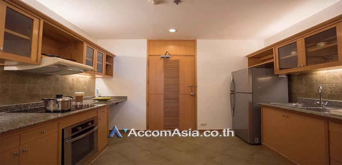 5  2 br Apartment For Rent in Sathorn ,Bangkok MRT Lumphini at Living with natural AA28250