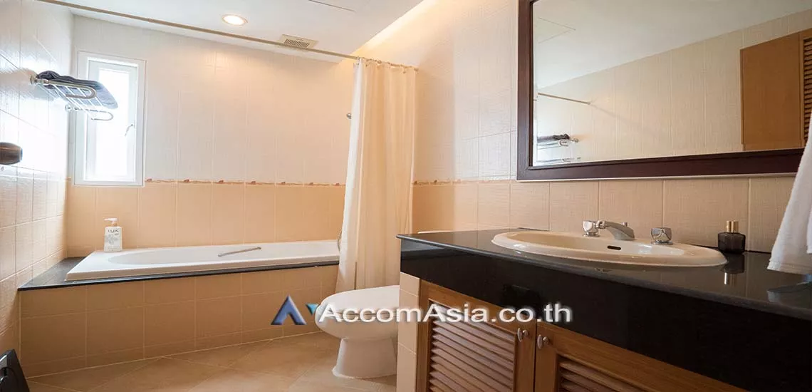 10  3 br Apartment For Rent in Sathorn ,Bangkok MRT Lumphini at Living with natural AA28252