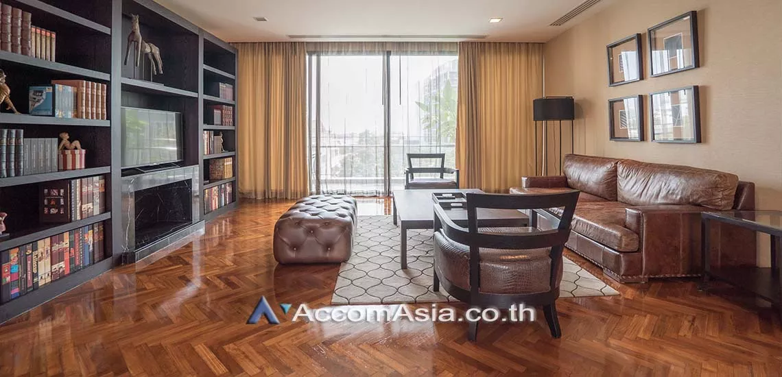 Big Balcony |  2 Bedrooms  Apartment For Rent in Sukhumvit, Bangkok  near BTS Ekkamai (AA28256)