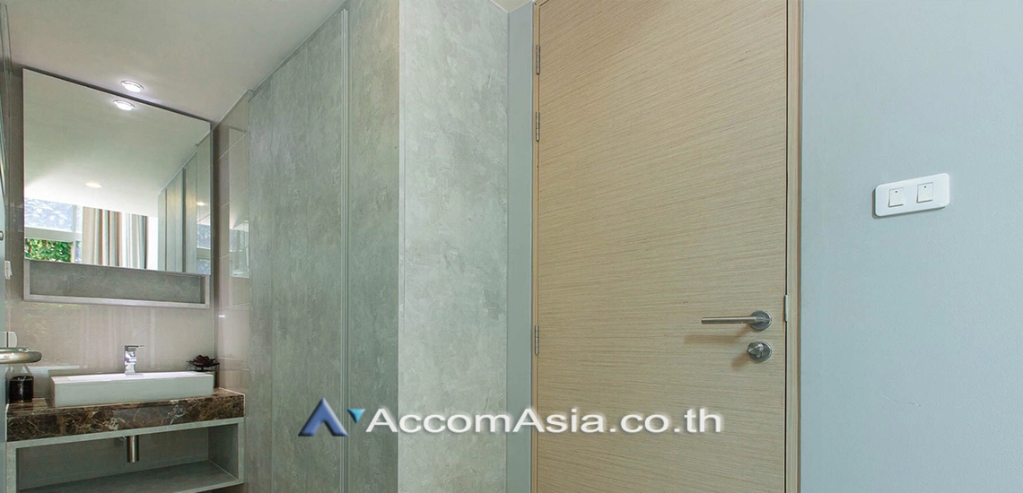 unitDouble High Ceiling, Duplex Condo | Siamese Thirty Nine Condominium