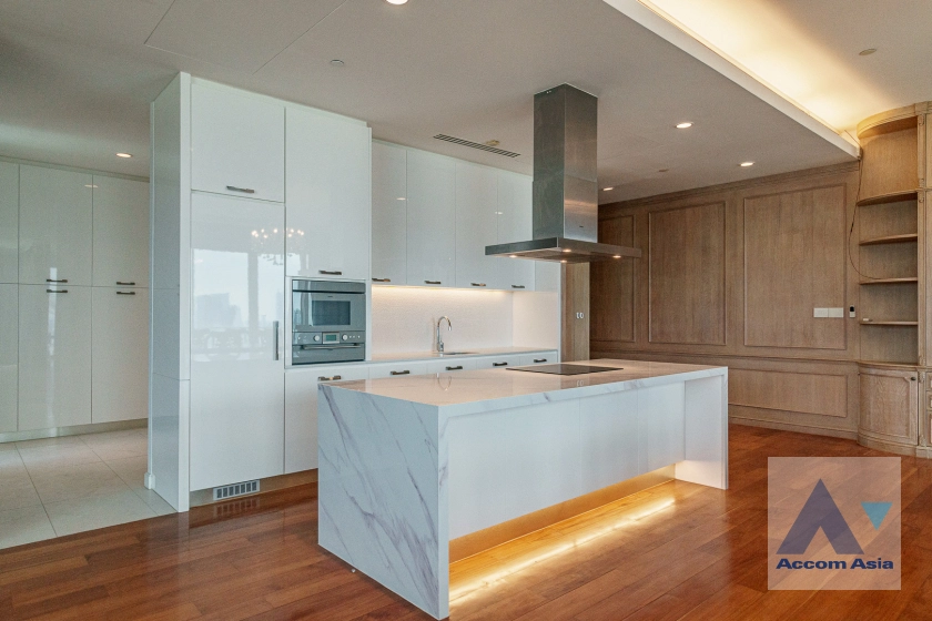 7  4 br Condominium for rent and sale in Ploenchit ,Bangkok BTS Ratchadamri - MRT Silom at 185 Rajadamri AA28264