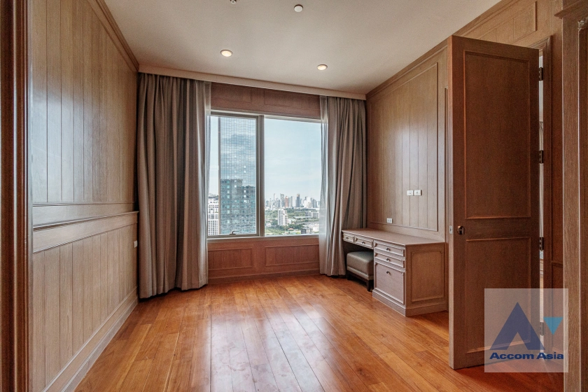 22  4 br Condominium for rent and sale in Ploenchit ,Bangkok BTS Ratchadamri - MRT Silom at 185 Rajadamri AA28264