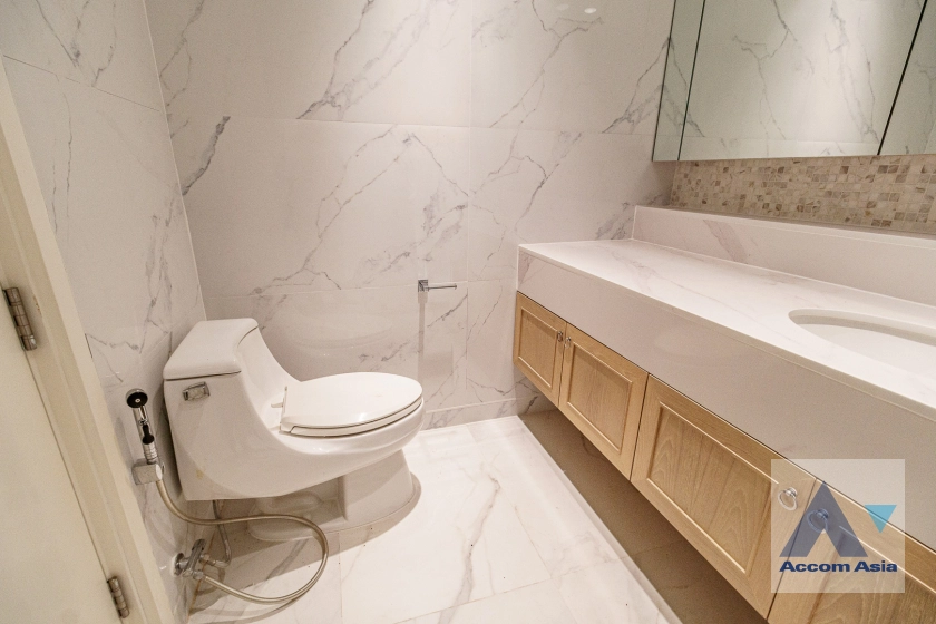 27  4 br Condominium for rent and sale in Ploenchit ,Bangkok BTS Ratchadamri - MRT Silom at 185 Rajadamri AA28264