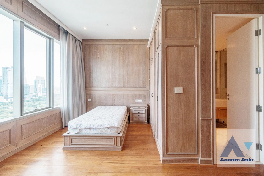 24  4 br Condominium for rent and sale in Ploenchit ,Bangkok BTS Ratchadamri - MRT Silom at 185 Rajadamri AA28264