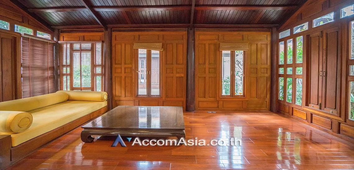 6  3 br House For Rent in Sukhumvit ,Bangkok BTS Ekkamai at The classical charming AA28268