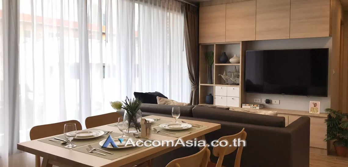 Pet friendly |  Low rise Residence Apartment  2 Bedroom for Rent BTS Asok in Sukhumvit Bangkok