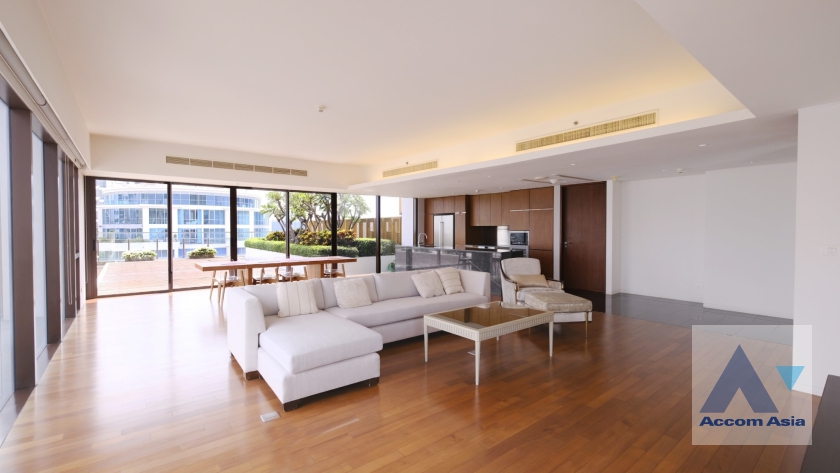 Huge Terrace, Penthouse |  3 Bedrooms  Condominium For Rent in Ploenchit, Bangkok  near BTS Ratchadamri (AA28289)