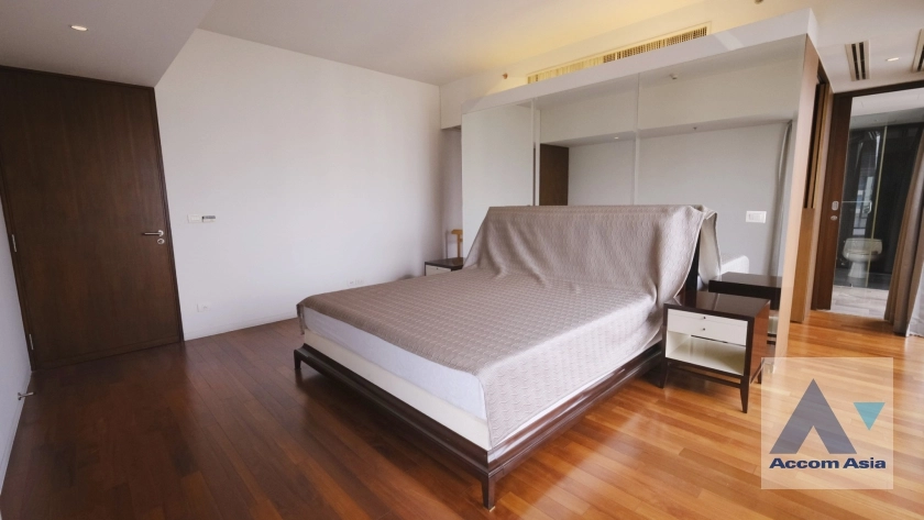 17  3 br Condominium For Rent in Ploenchit ,Bangkok BTS Ratchadamri at Hansar Residence AA28289