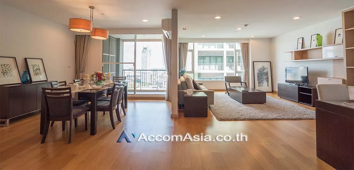 Pet friendly |  3 Bedrooms  Apartment For Rent in Sukhumvit, Bangkok  near BTS Thong Lo (AA28304)
