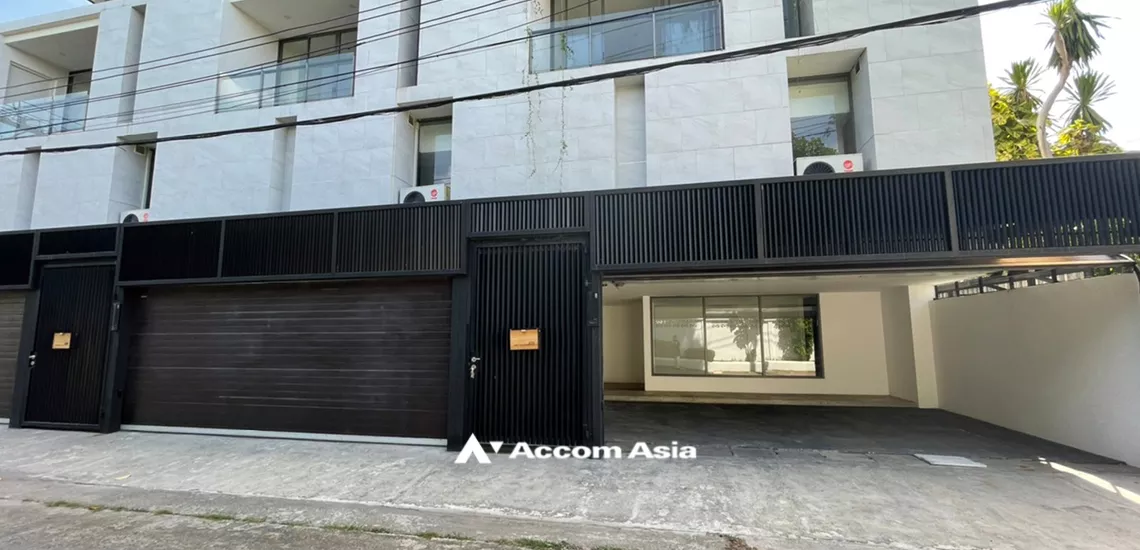  1  2 br Condominium For Sale in Sukhumvit ,Bangkok BTS Phra khanong at The Pillar AA28310