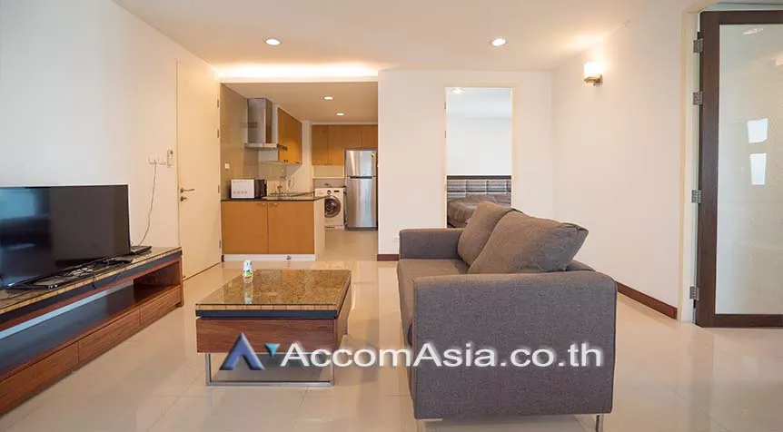 unit 2 Bedrooms  Apartment For Rent in Sukhumvit, Bangkok  near BTS Ekkamai (AA28315)