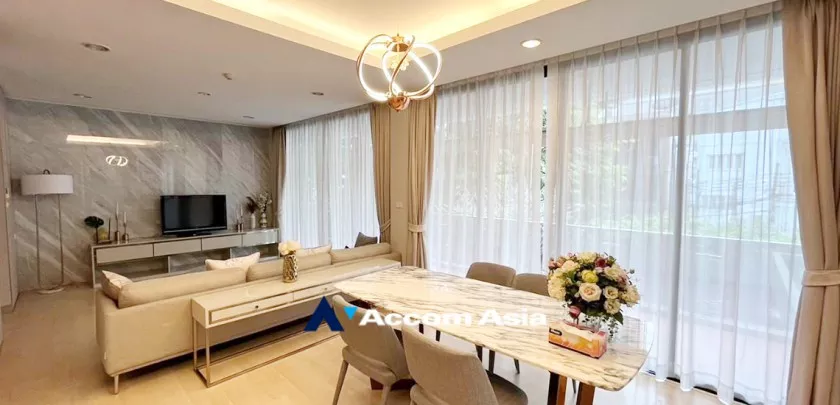 unitPet friendly |  3 Bedrooms  Apartment For Rent & Sale in Ploenchit, Bangkok  near BTS Ploenchit (AA28325)