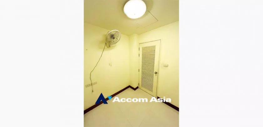 15  3 br Apartment for rent and sale in Ploenchit ,Bangkok BTS Ploenchit at Set on Landscape Court Yard AA28325
