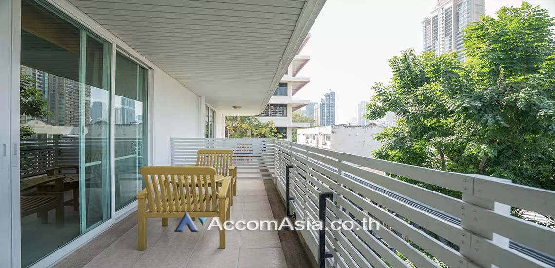 8  2 br Apartment For Rent in Sukhumvit ,Bangkok BTS Phrom Phong at Classic Style - High Standard Apartment in a Prime Location AA28336