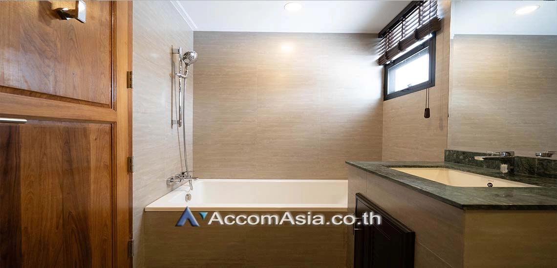 18  6 br House for rent and sale in Sukhumvit ,Bangkok BTS Phrom Phong AA28343