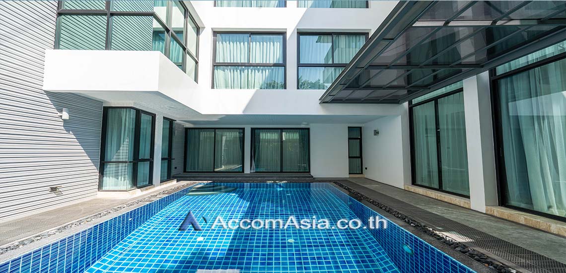 Private Swimming Pool, Pet friendly |  6 Bedrooms  House For Rent in Sukhumvit, Bangkok  near BTS Phrom Phong (AA28343)
