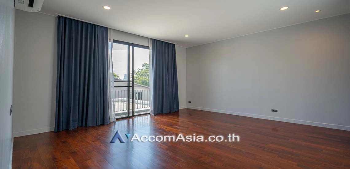 8  6 br House for rent and sale in Sukhumvit ,Bangkok BTS Phrom Phong AA28343