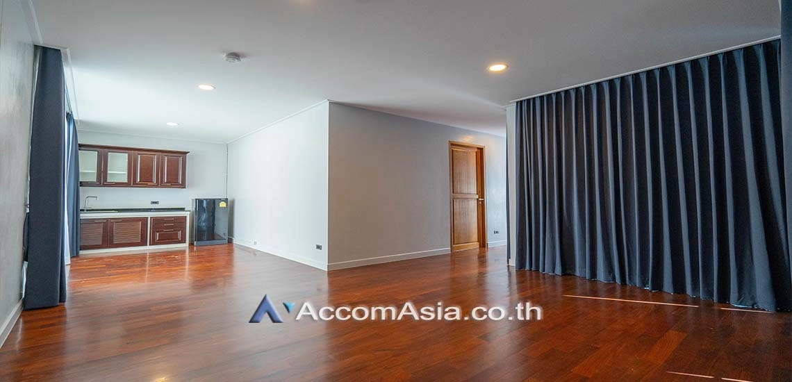 5  6 br House for rent and sale in Sukhumvit ,Bangkok BTS Phrom Phong AA28343
