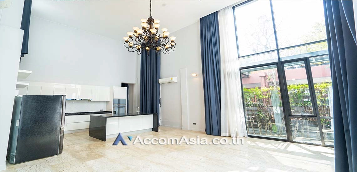 unitPrivate Swimming Pool, Pet friendly |  6 Bedrooms  House For Rent & Sale in Sukhumvit, Bangkok  near BTS Phrom Phong (AA28343)
