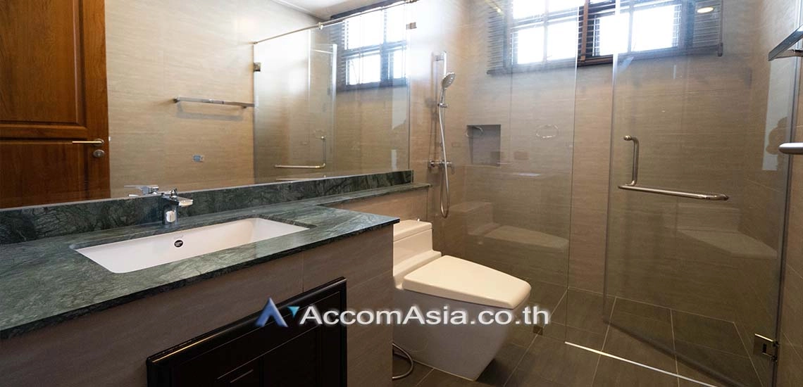 20  6 br House for rent and sale in Sukhumvit ,Bangkok BTS Phrom Phong AA28343