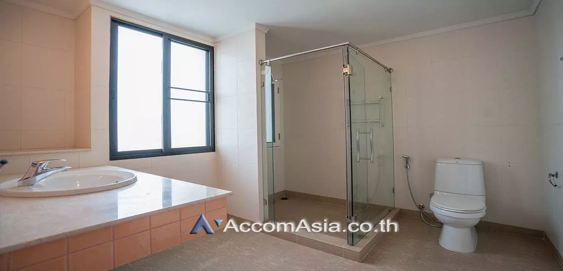 9  3 br Condominium For Rent in Sukhumvit ,Bangkok BTS Ekkamai at Cross Creek AA28350