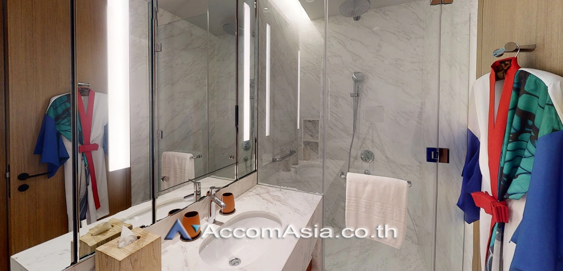 5  1 br Apartment For Rent in Ploenchit ,Bangkok BTS Ratchadamri at Unique Luxuary Residence AA28354