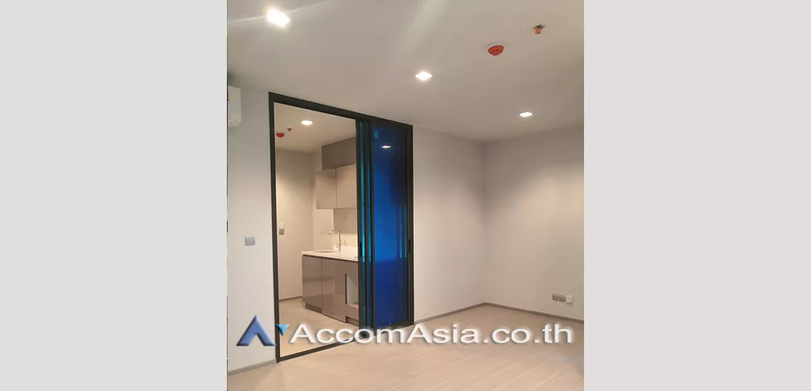 LIFE Asoke-Rama 9 Condominium  1 Bedroom for Sale MRT Rama 9 in Phaholyothin Bangkok
