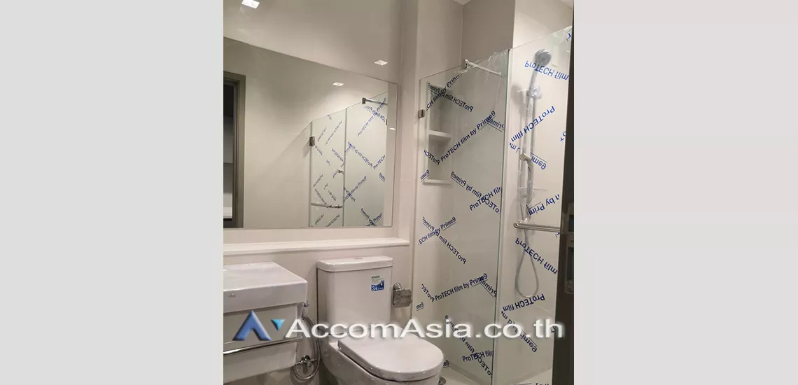 unit 1 Bedroom  Condominium For Sale in Phaholyothin, Bangkok  near MRT Rama 9 (AA28358)