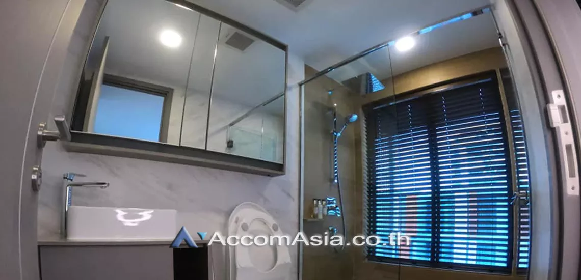  2 Bedrooms  Condominium For Rent & Sale in Sukhumvit, Bangkok  near BTS Ekkamai (AA28374)