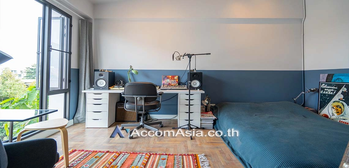 5  4 br Townhouse for rent and sale in sukhumvit ,Bangkok BTS Phra khanong AA28377